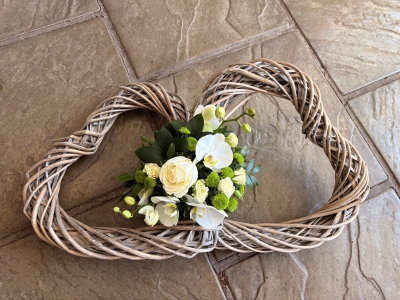 Double willow hearts