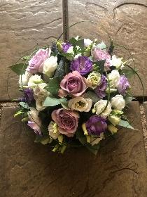 Lilac and white posy
