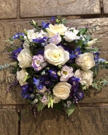 Blue and white posy