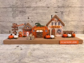 Pumpkin Lane Wooden Decoration