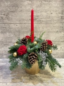 red and gold candle arrangement